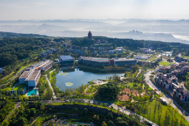 重庆美利亚酒店 赏雪花纷飞共度浪漫“小年”