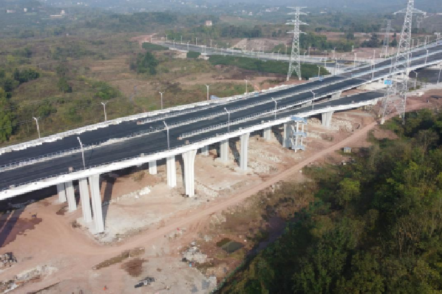 明年通车！六横线跨御临河大桥全桥合拢