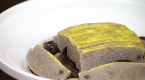 作为江津的招牌富硒美食,头碗在视觉上给人无限的食欲,同时也是一道