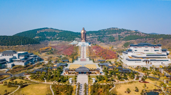 尼山圣境孔子像 重庆市文旅委供图