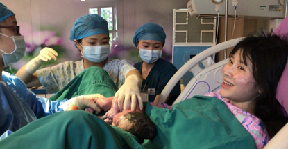 最美拳击女教练直播顺产全程网友直呼正能量