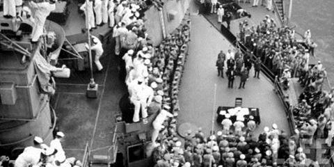 落日:中国记者亲历密苏里受降