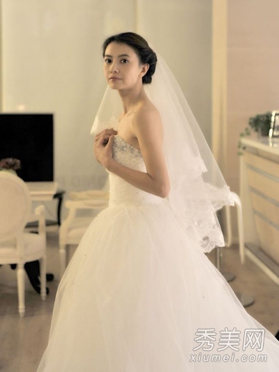 11月28日大婚 揭高圆圆婚纱造型|高圆圆|婚纱|礼服_新浪时尚_新浪网