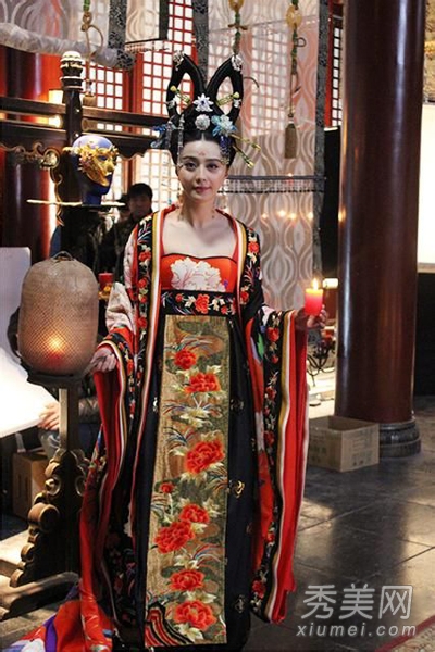 范冰冰武则天古装美得不像人类