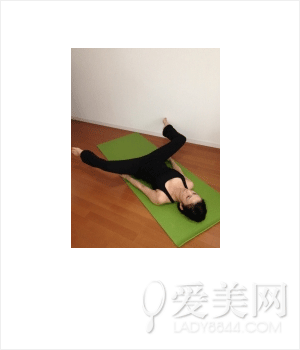 可以配合呼吸去做动作