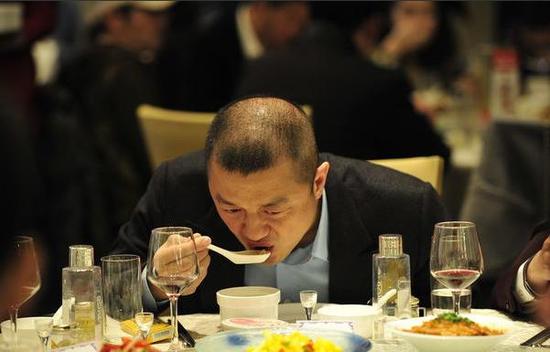 李亚鹏也秃顶 中国男人秃顶面积相当于1/4北京