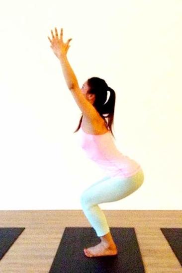 保护好骨盆与脊柱从幻椅式开始