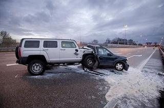 新手要注意 你有这10个陋习就离车祸不远了4