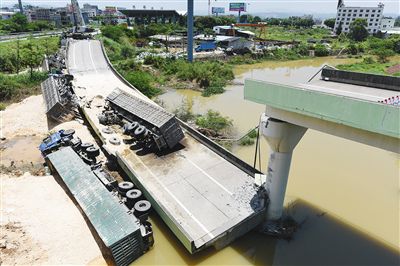 5匝道桥梁发生断裂.