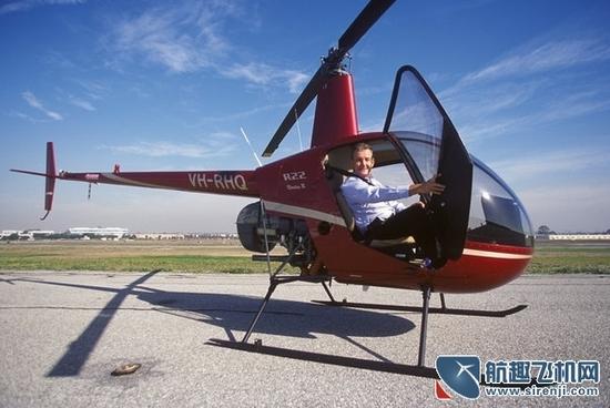 飞翔梦就这么简单小直升机在向你招手