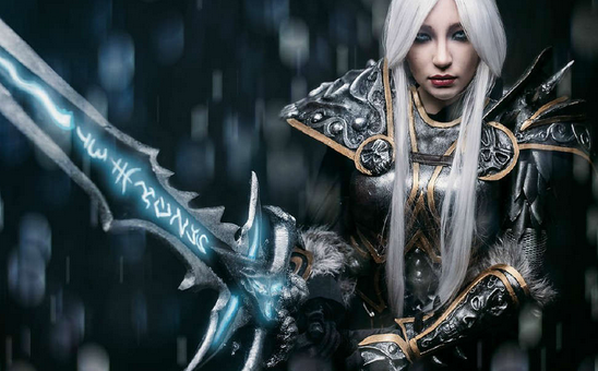霜之哀伤饿了！魔兽世界美女玩家COSPLAY巫妖王