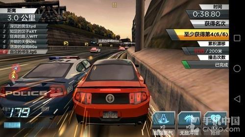 被警车撞击逼停