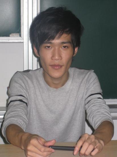 pis微博吐露心声:有点迷茫 路还要继续