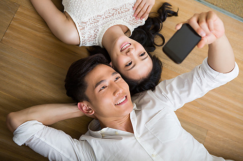 婚恋心理:恋情最持久的情侣组合(图)