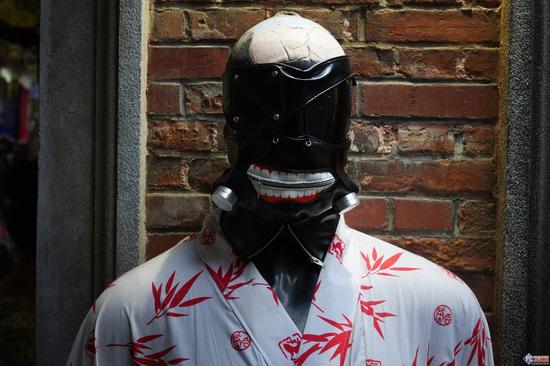 用黑长粗征服天下 索尼黑卡rx10ii评测