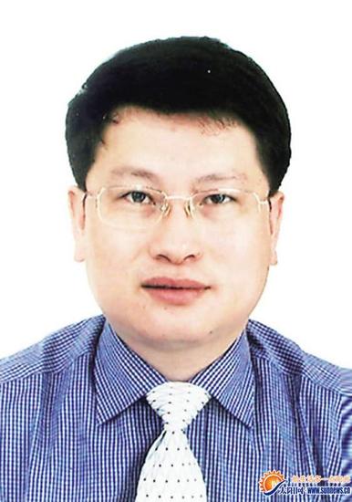 黄燕添游有雄分别高票当选同安区区长和翔安区区长