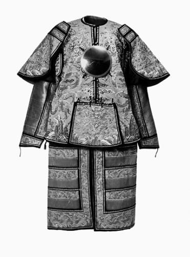 阅兵铠甲:唐代纸做 宋代出五色