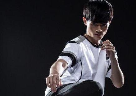 灵药微博发文回忆人生 称只想做回自己