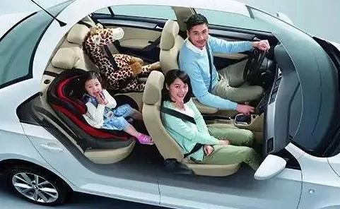 儿童事故频发 强制使用安全座椅迫在眉睫007