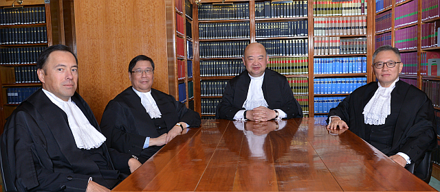 左二即香港终审法院法官李义(roberto alexandre vieira ribeiro)