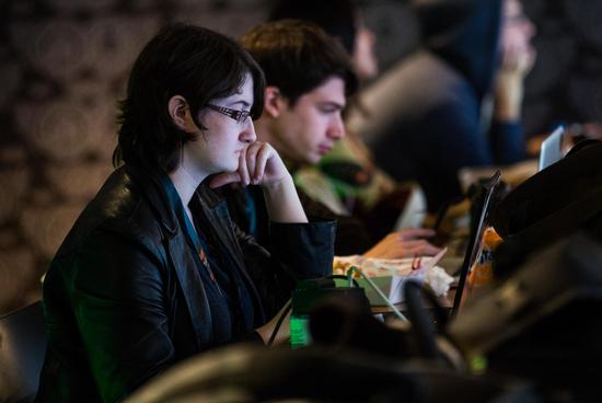 外国媒体人谈LPL落败 停滞不前成祸根