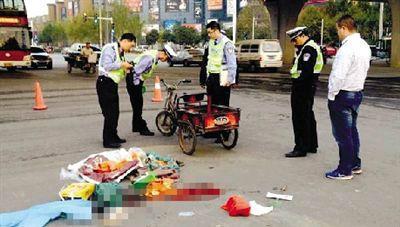 环卫老太被撞事故现场