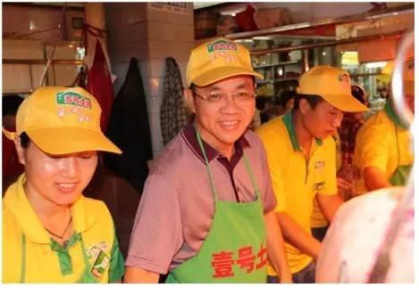 杀猪毕业生:北大毕业生“杀猪”8年 身家超100亿(图) 壹号土猪的规模、利润尚未披露。