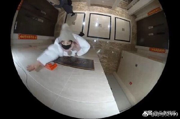 通过王宝强家监控视频可看出，马蓉就是有备而来