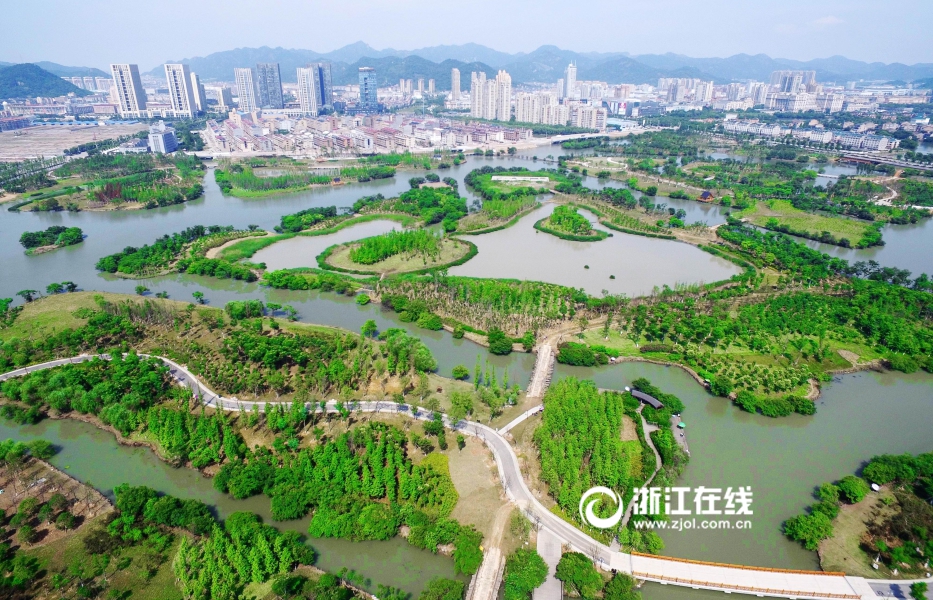 财神8彩票网股东彩票跟飞是什么意思
