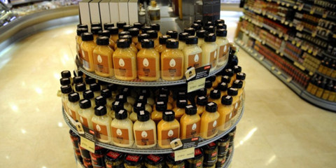 揭秘李嘉诚人造蛋:似沙拉酱 网店代购火