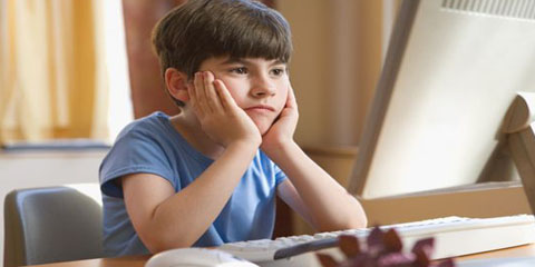 新浪家长帮:17岁男生下载色情片 家长困惑删不删