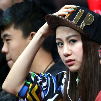 孙悦爱妻陈露现场观战