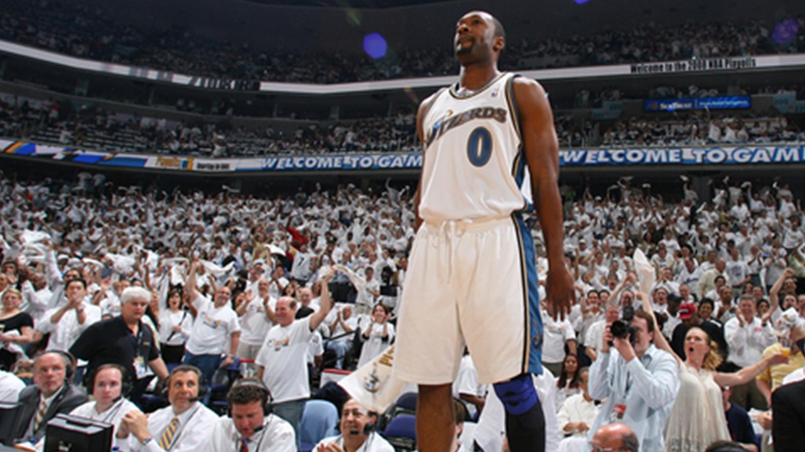 阿里纳斯33岁生日快乐