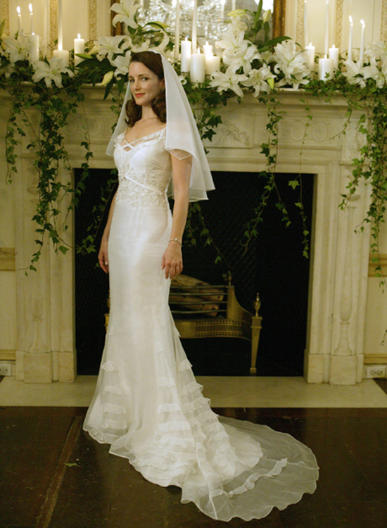 经典美剧中的15款美艳婚纱