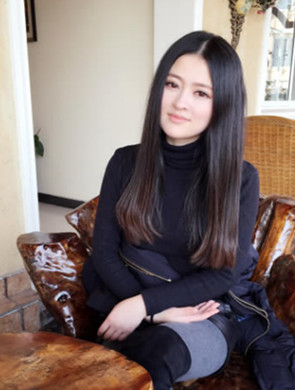 四川一高校现林妹妹 人美歌甜身材辣