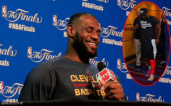 高清-骑士勇士备战g4 欧文拄拐亮相