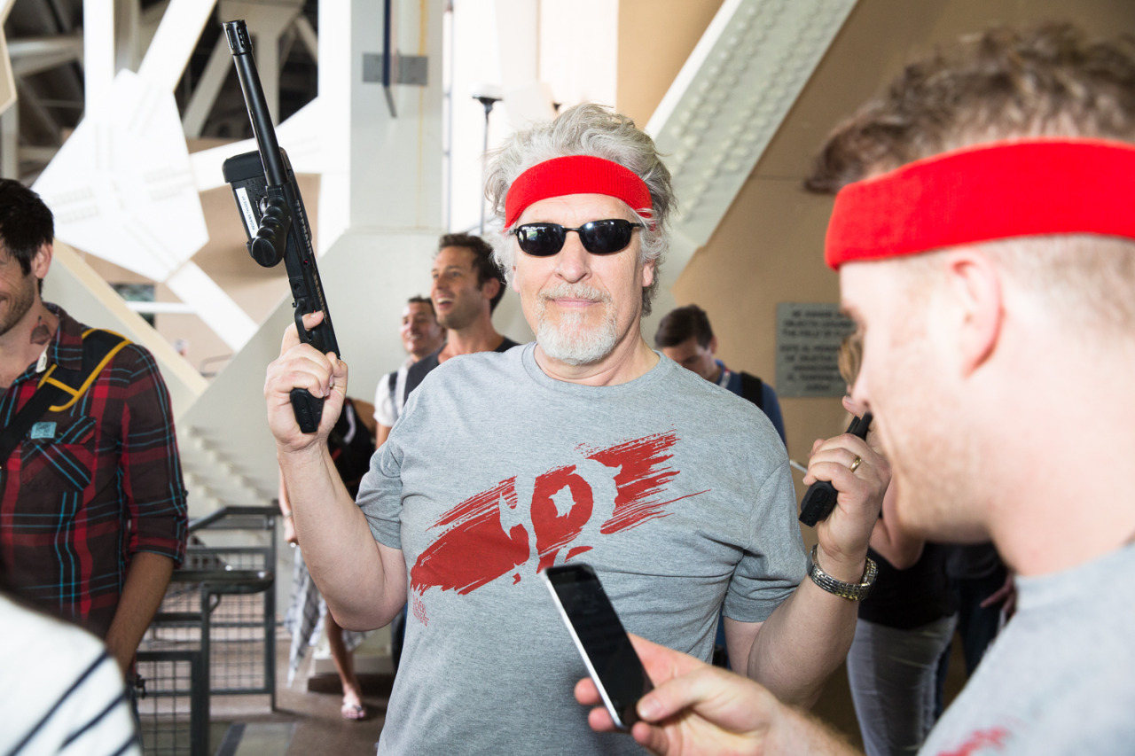 魔兽电影主创团队集体Laser Tag