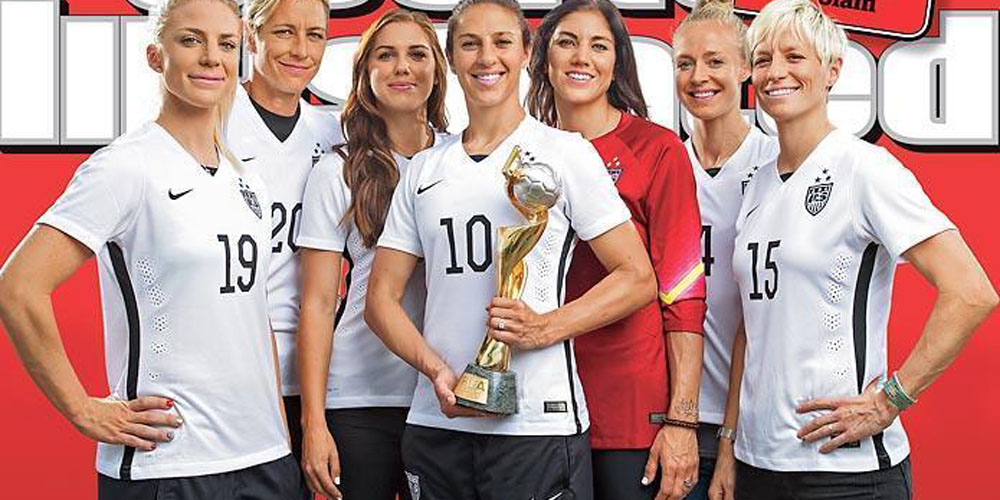 美国女足《体育画报》夺冠写真