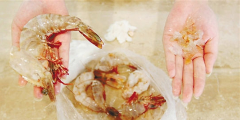 “注胶虾”狠过“注水肉”