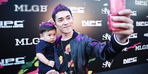 李晨帅气儿子曝光范爷虚惊一场