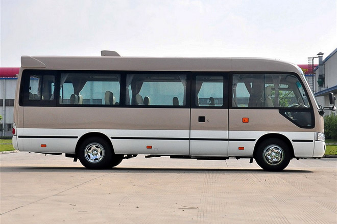 天上飞 地下跑 盘点那些阅兵的事儿