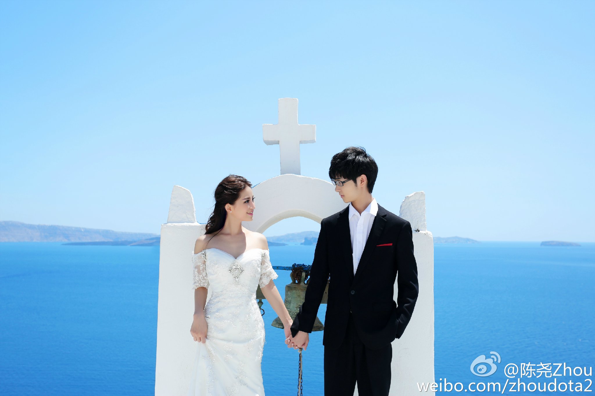 zhou神陈尧秀婚纱照:郎才女貌虐哭单身汪