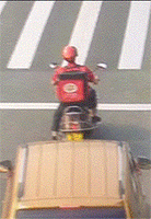 没点儿绝活连外卖都送不好。