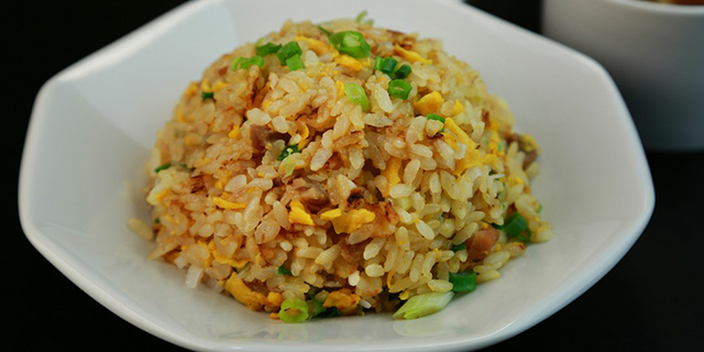 扬州炒饭新标准引发高价热议 