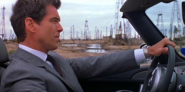 与邦德驰骋.007经典座驾赏析