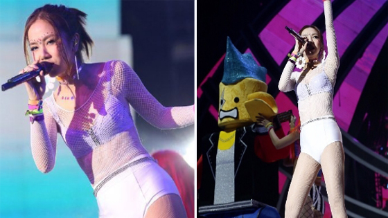 邓紫棋渔网装秀雪肤深沟