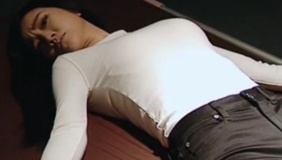 谢安琪捆绑play胸部高耸