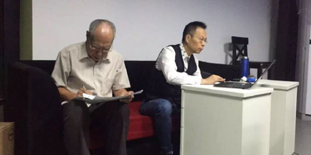 中国最老的足球解说员丨人物