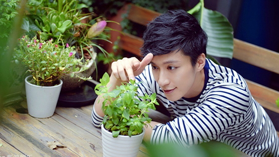 乔任梁生前照阳光帅气