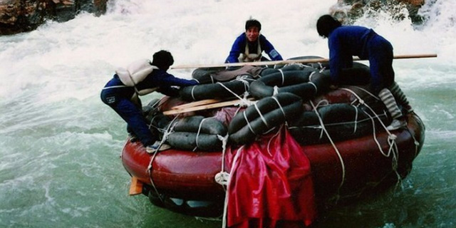 《1986，生死漂流》卖了200万，特稿记者有奔头了！
